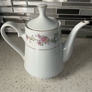 Vintage Elegant Floral White Teapot